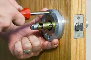 Gold Locksmith Store Tampa, FL 813-703-8693 - lock-replace